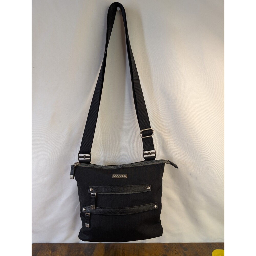 Baggallini Crossbody Bag Black Big Zipper Nylon Purse Travel